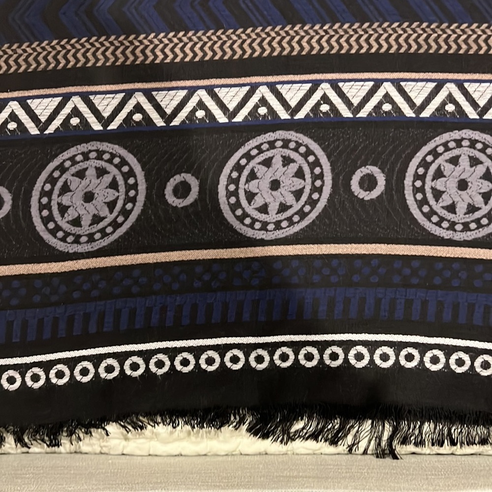 Scarf - Picture 2 of 3